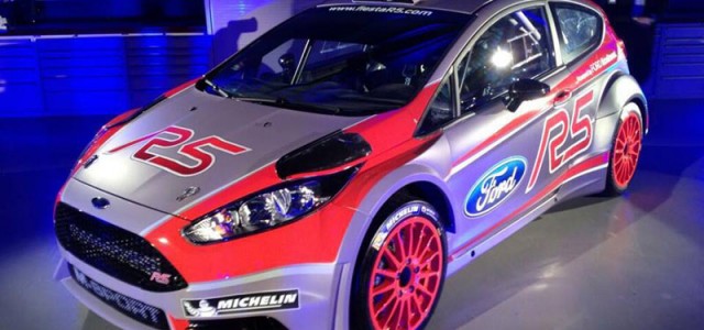 Ce mardi chez M-Sport, la nouvelle Ford Fiesta R5 a été dévoilée et présentée sous la livrée qui sera présente au Rallye Erc Ypres 2013 à la fin du mois...