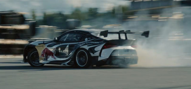 Comme par le passé avec Ken Block et Travis Pastrana, Kalle Rovanperä s&rsquo;est essayé aussi à un court métrage avec un spécial Gymkhana Drift au volant d&rsquo;une Toyota Supra en [&hellip;]