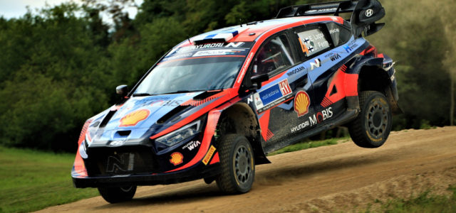 Apéritif grandeur nature du rallye de Finlande, l&rsquo;Estonie placée quinze jours avant la célèbre et très rapide épreuve nordique fera office de neuvième manche du championnat du monde des rallyes [&hellip;]