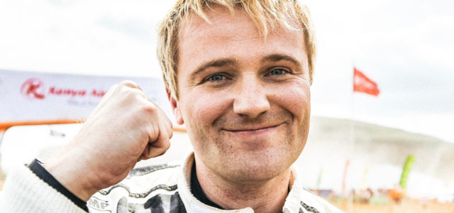 Après le Kenya, Greensmith s’impose ce samedi une deuxième fois sur le WRC2 cette saison en Arabie Saoudite au volant de sa Skoda Fabia Rally2. Il devance Gryazin et Virves […]